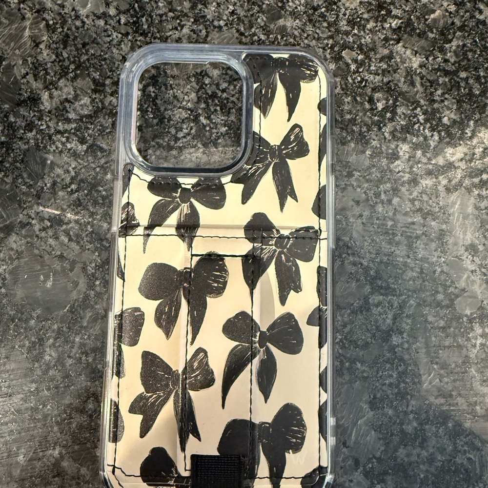 iPhone 16 pro walli case black bows